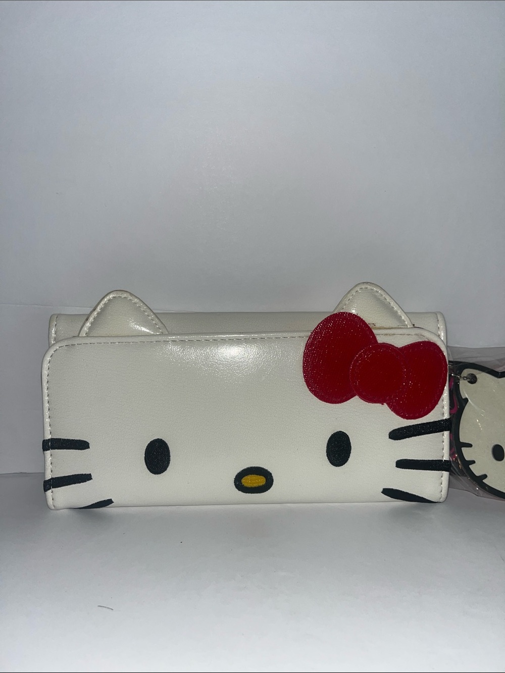 Hello Kitty Cream Wallet with Red Bow